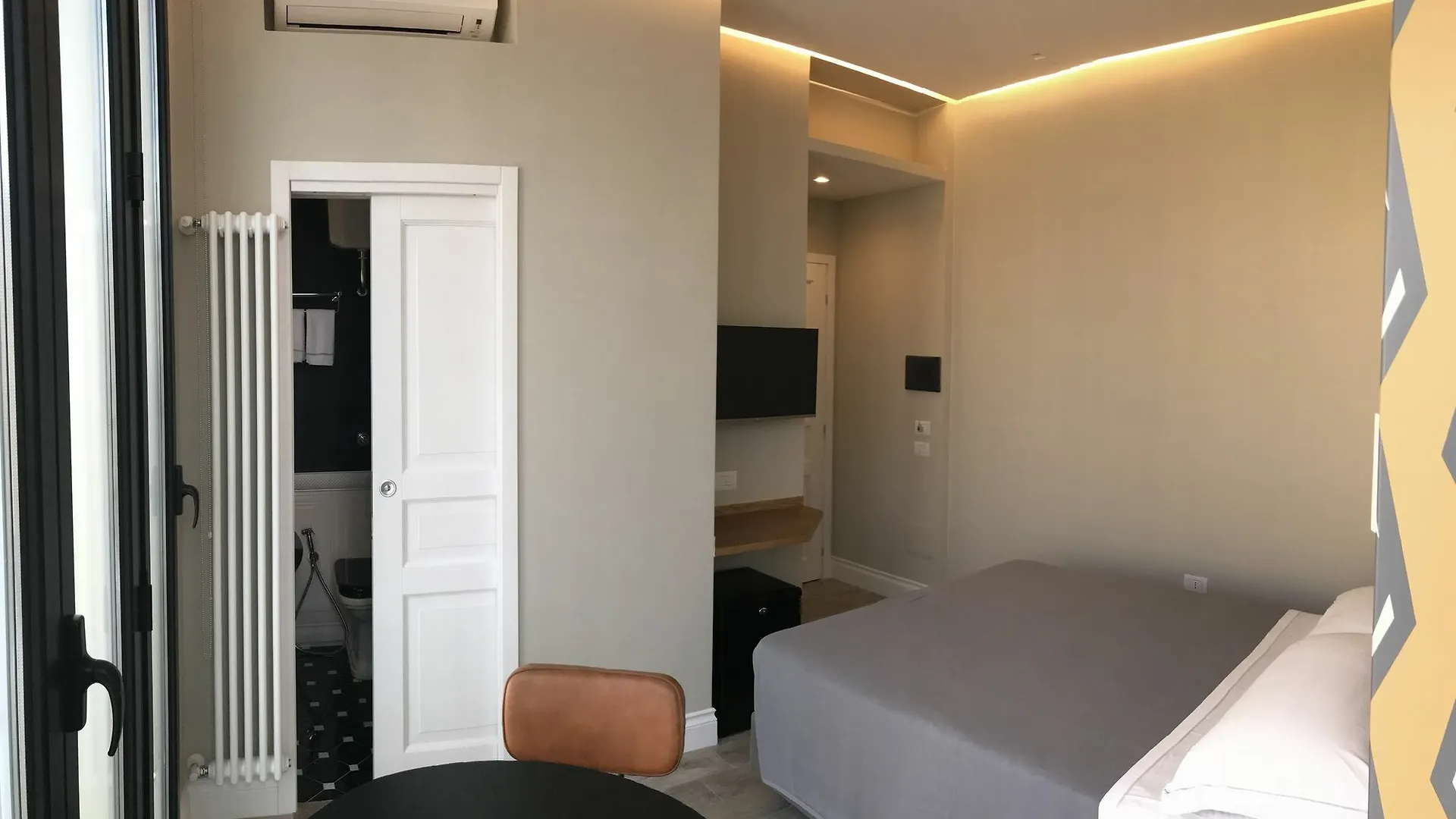 Ambra Noblesse Hotel Naples